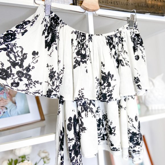 Lulus Off-the-shoulder Flowy Blouse - Picture 1 of 4